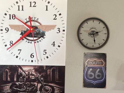 reloj de pared tinta on the route